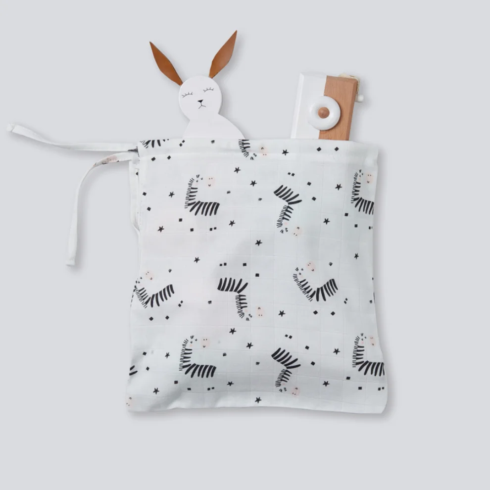 Deeperlove - Muslin Clothes Pouch - White Zebra