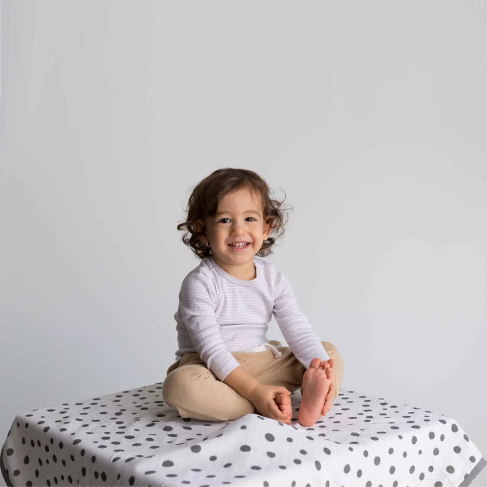 Bebe Bellota - Dots 6 Layer Organic Baby Muslin Quilt