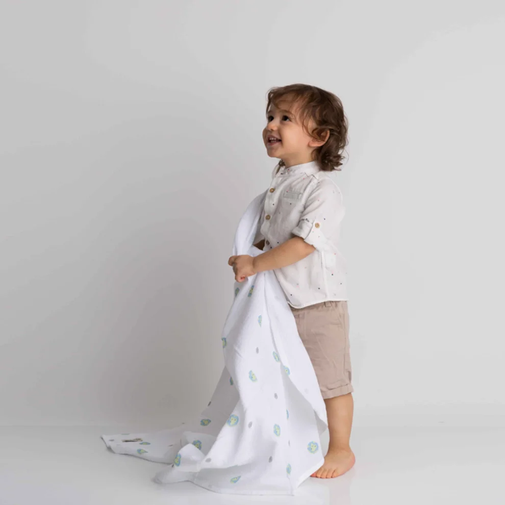 Bebe Bellota - Earth 2 Layer Organic Baby Muslin Sweddle